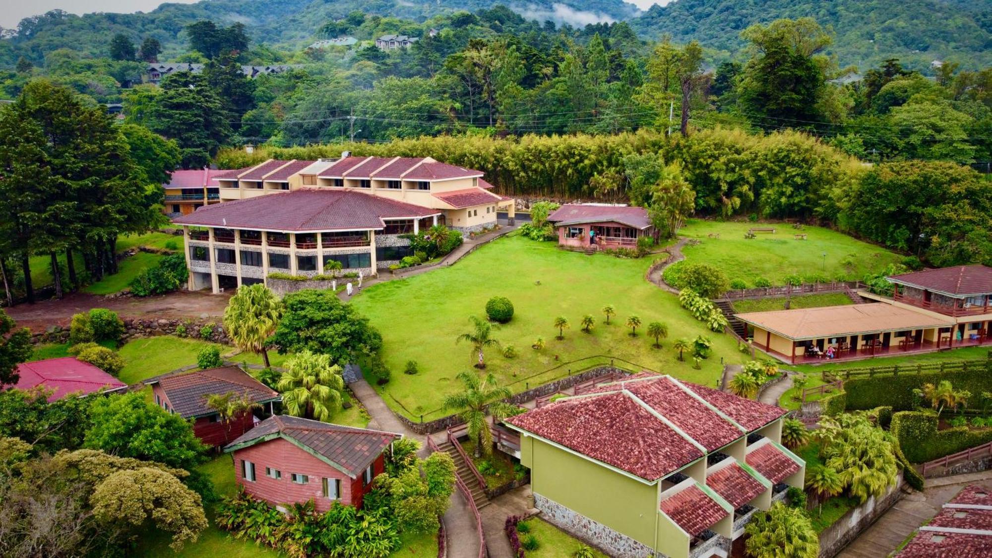 Hotel Montana Monteverde ภายนอก รูปภาพ