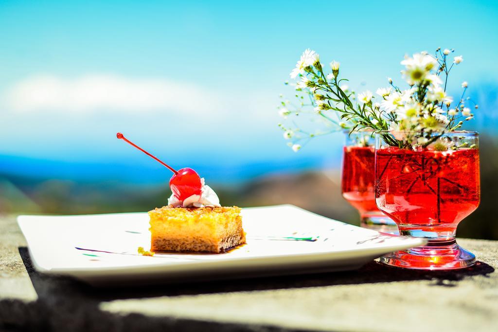 Hotel Montana Monteverde ภายนอก รูปภาพ