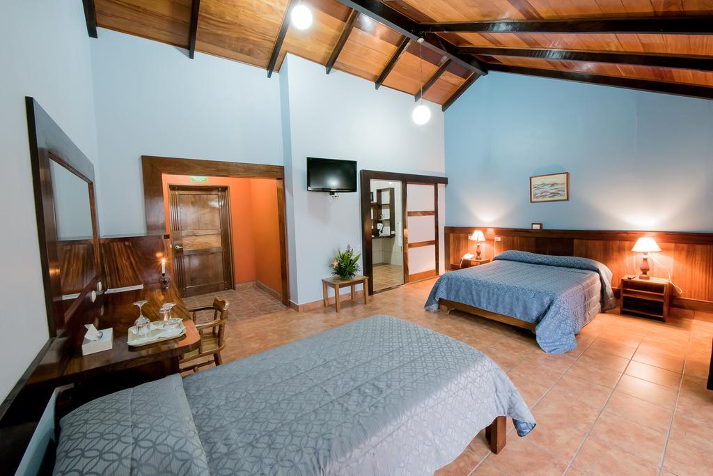 Hotel Montana Monteverde ภายนอก รูปภาพ