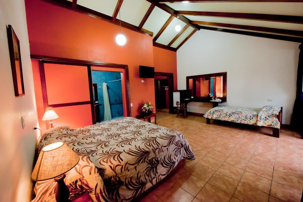 Hotel Montana Monteverde ภายนอก รูปภาพ