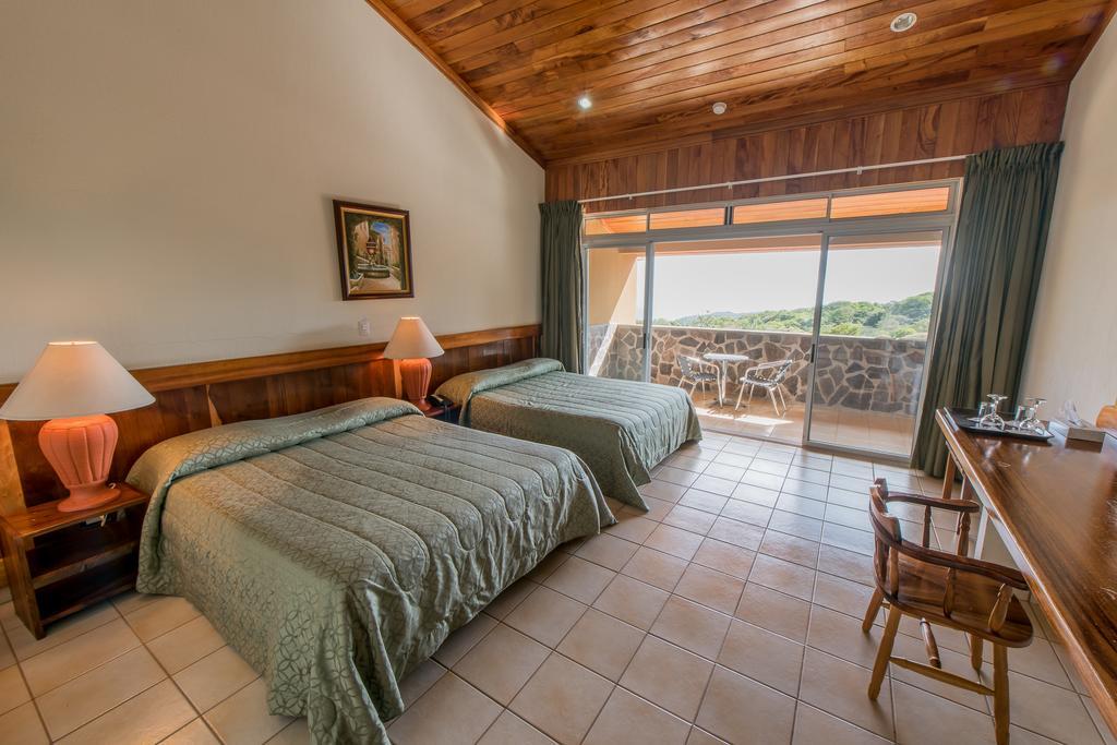 Hotel Montana Monteverde ภายนอก รูปภาพ