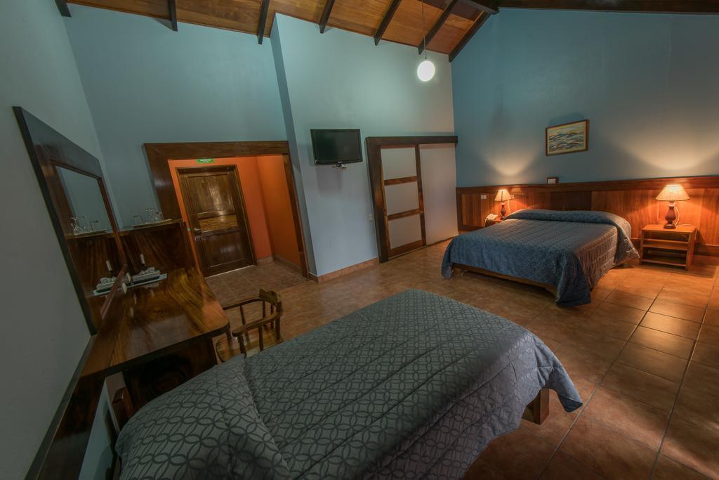 Hotel Montana Monteverde ภายนอก รูปภาพ